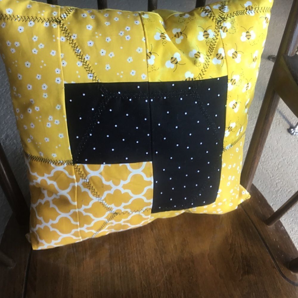 CLOSEOUT SALE $10 NWT Hand Crafted Quilted Pillow in Yellows, Black White